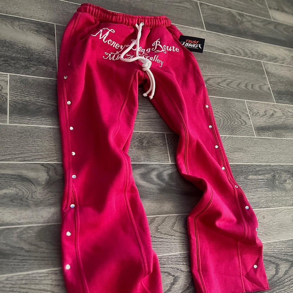 PINK MBR FLARED SWEATS
